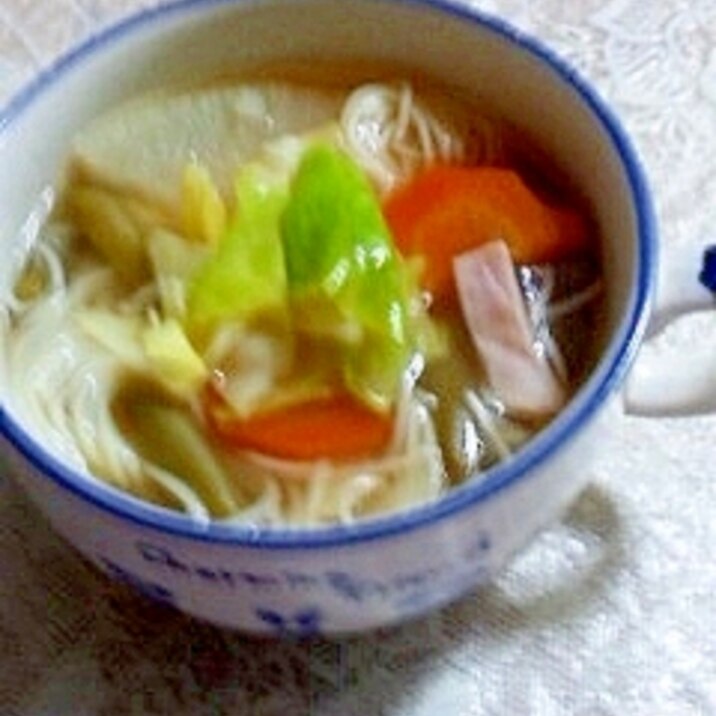 素麺入りコンソメスープ